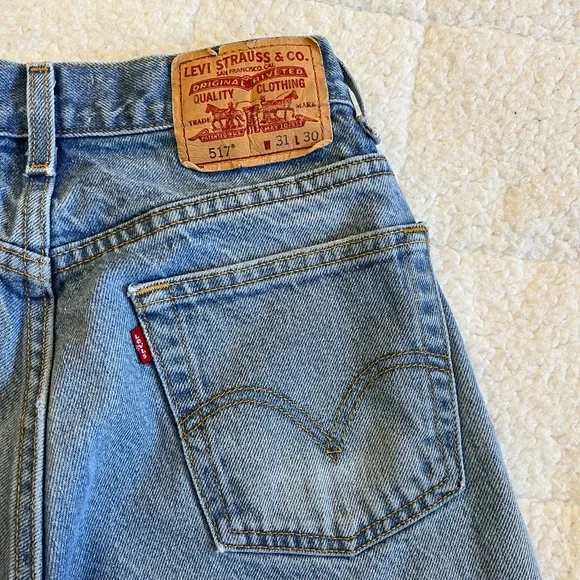 The Vintage Twin Reworked Levi’s jeans - Picture 10 of 16